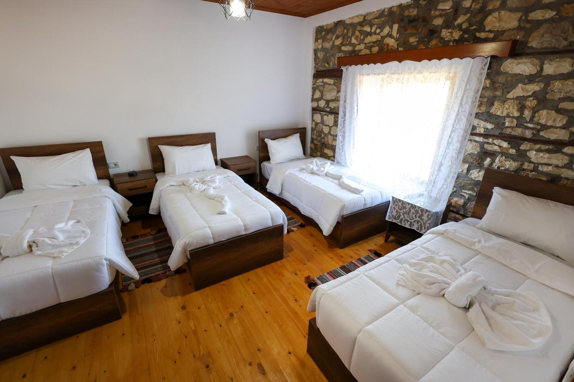 Villa Shpiragu Village Experience Берат Екстериор снимка