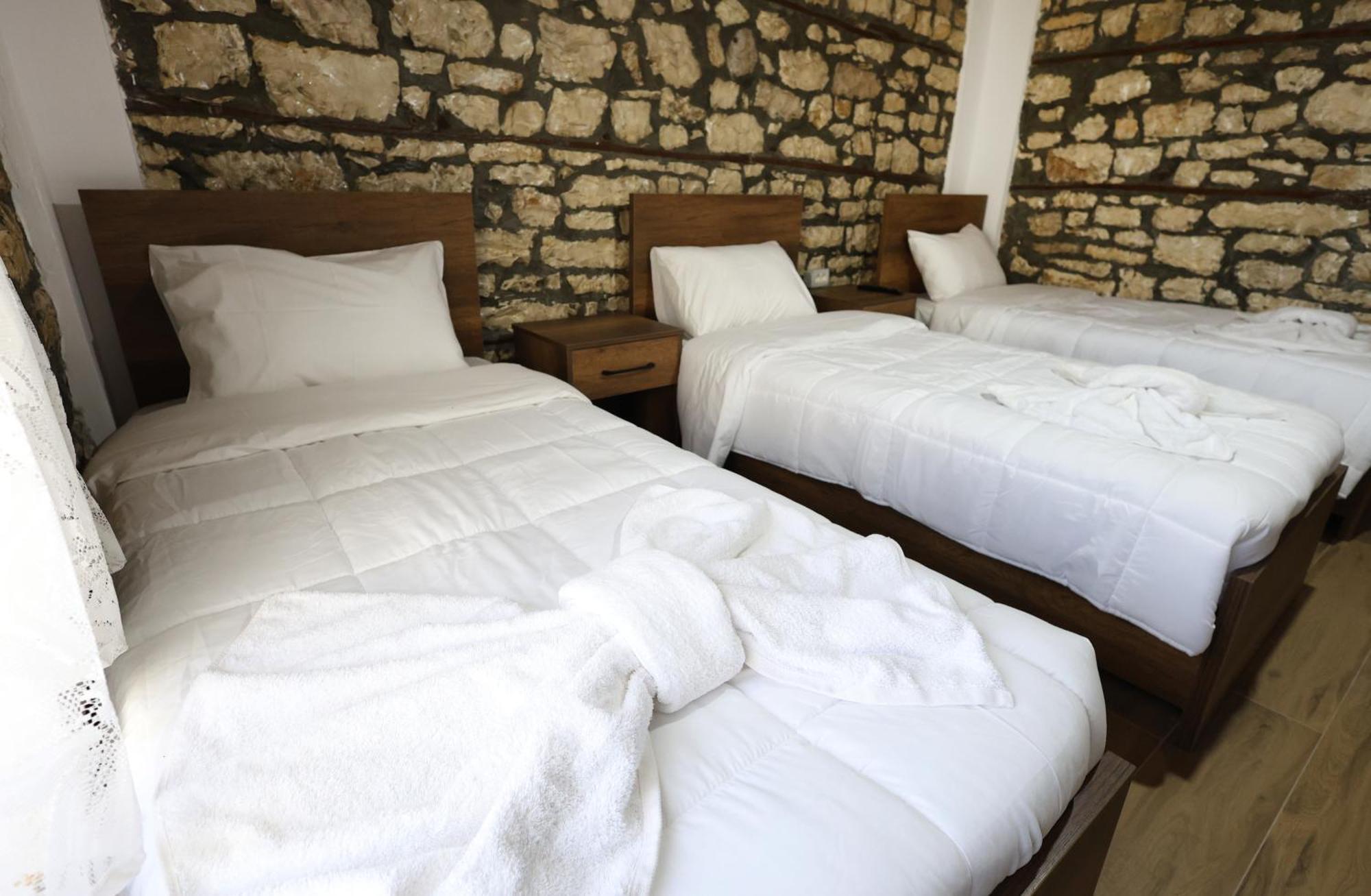 Villa Shpiragu Village Experience Берат Екстериор снимка